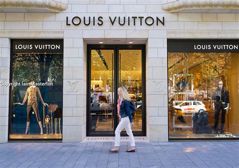 louis vuitton deutschland standorte|louis vuitton germany website.